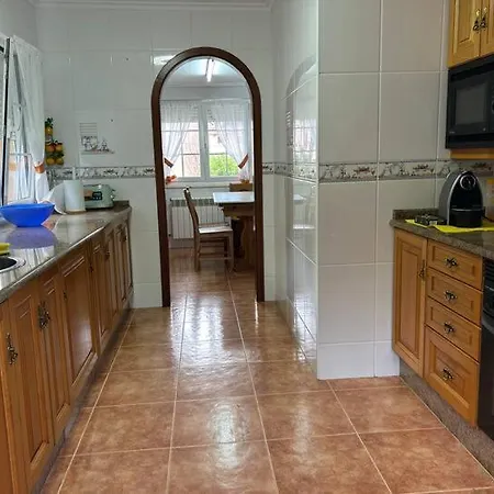 Estupenda Casa Cercana A La Playa Y A La Montana Vut6678as * La Caridad